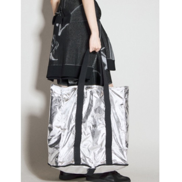 Y-3 Yohji Yamamoto x adidas Y-3 BEACH TOTE Metallic Silver & Black Streetwear - Picture 16 of 16